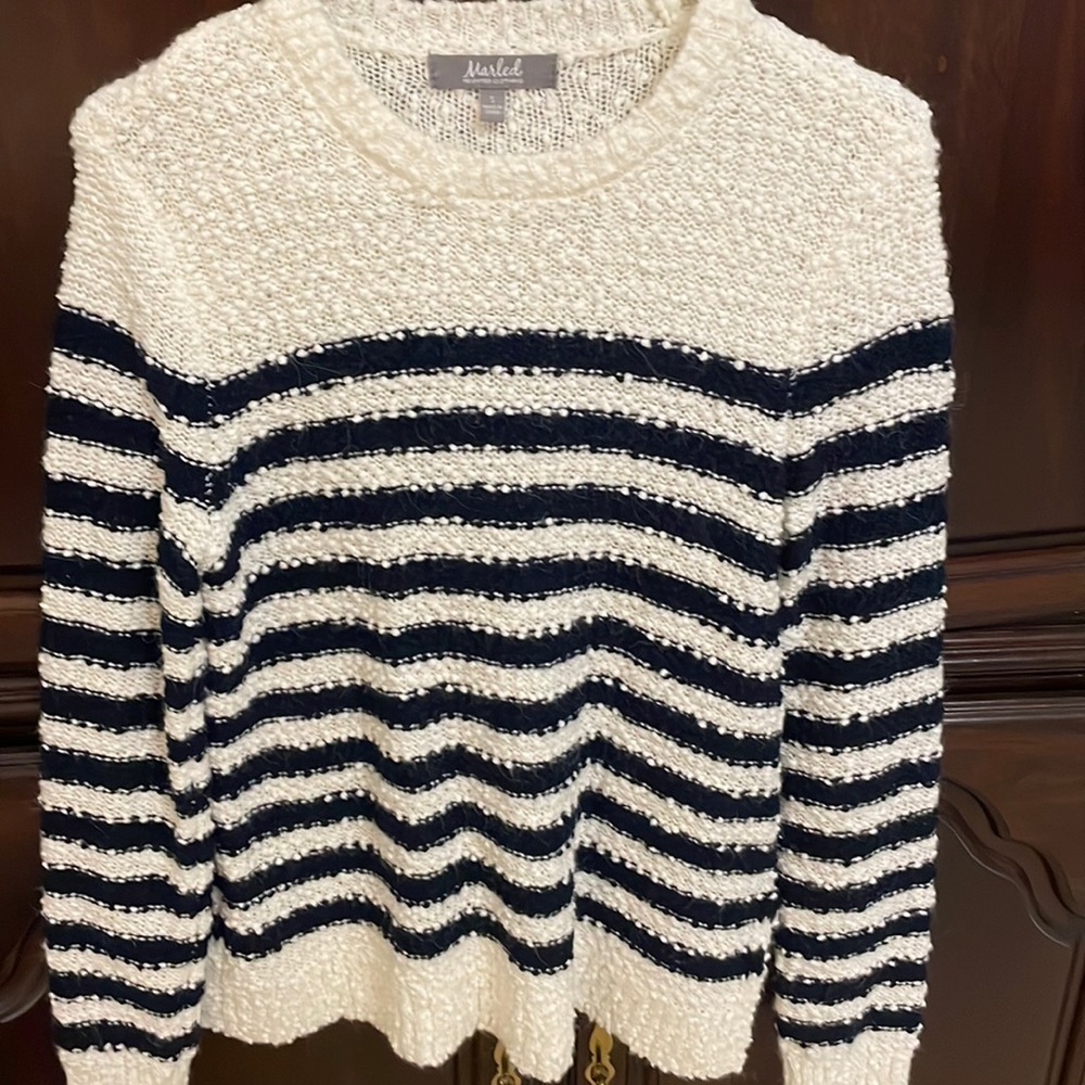 Marled reunited boucle blue and white fuzzy textured sweater